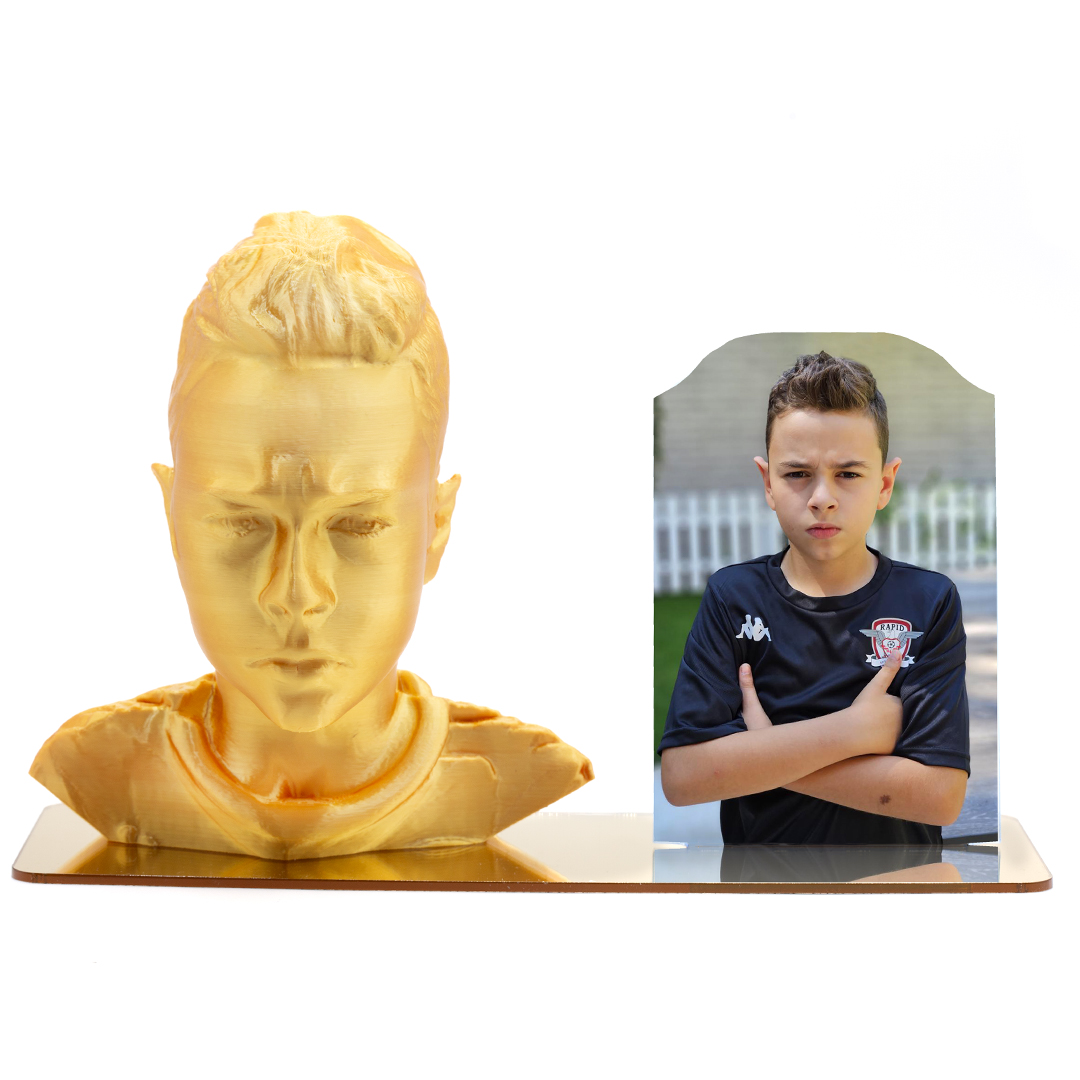 Print 3D personalizat + poza (stand 29cm lungime 9,5 lățime fotografie 10x15cm print 3d 20cm)